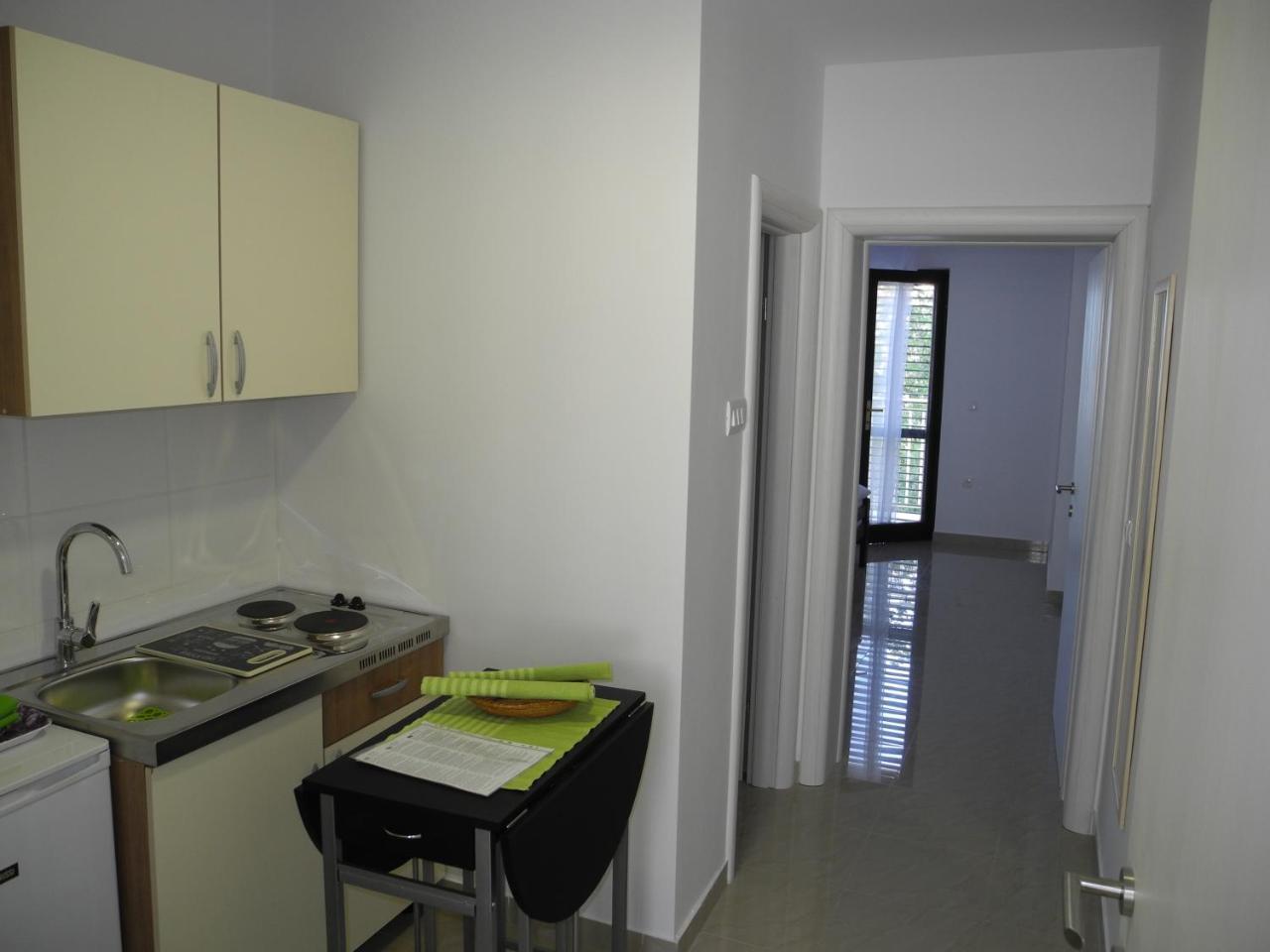 Apartments Nives Crikvenica Buitenkant foto